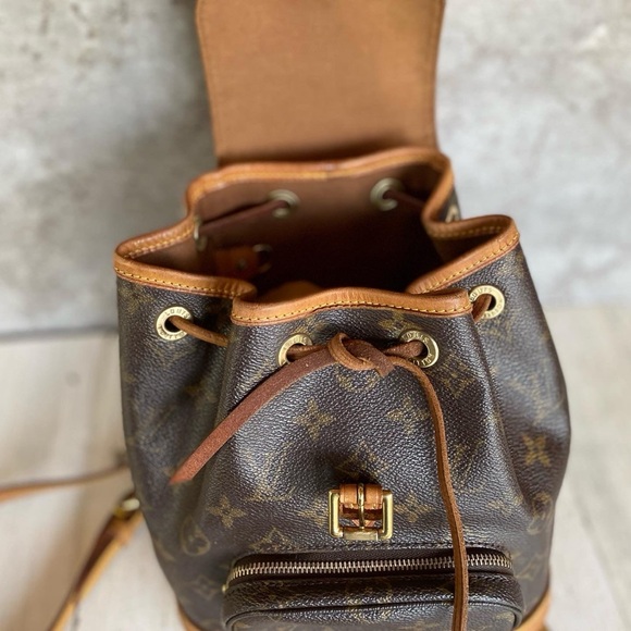 Louis Vuitton Montsouris PM backpack monogram - Picture 3 of 10